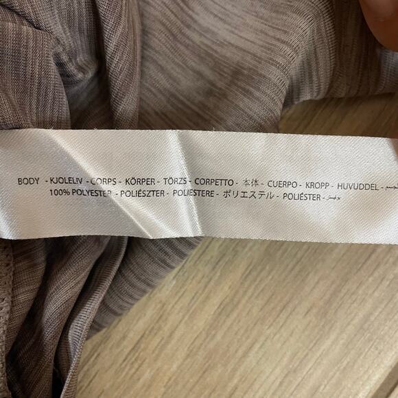 AriatTek Laguna Short Sleeve Base Layer V-Neck Performance Tee XL Gray - Picture 8 of 10